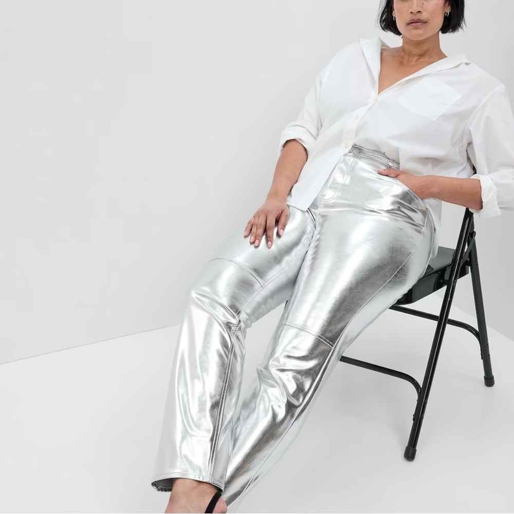 EUC GAP Silver Straight Leg Pants 16/33 Tall